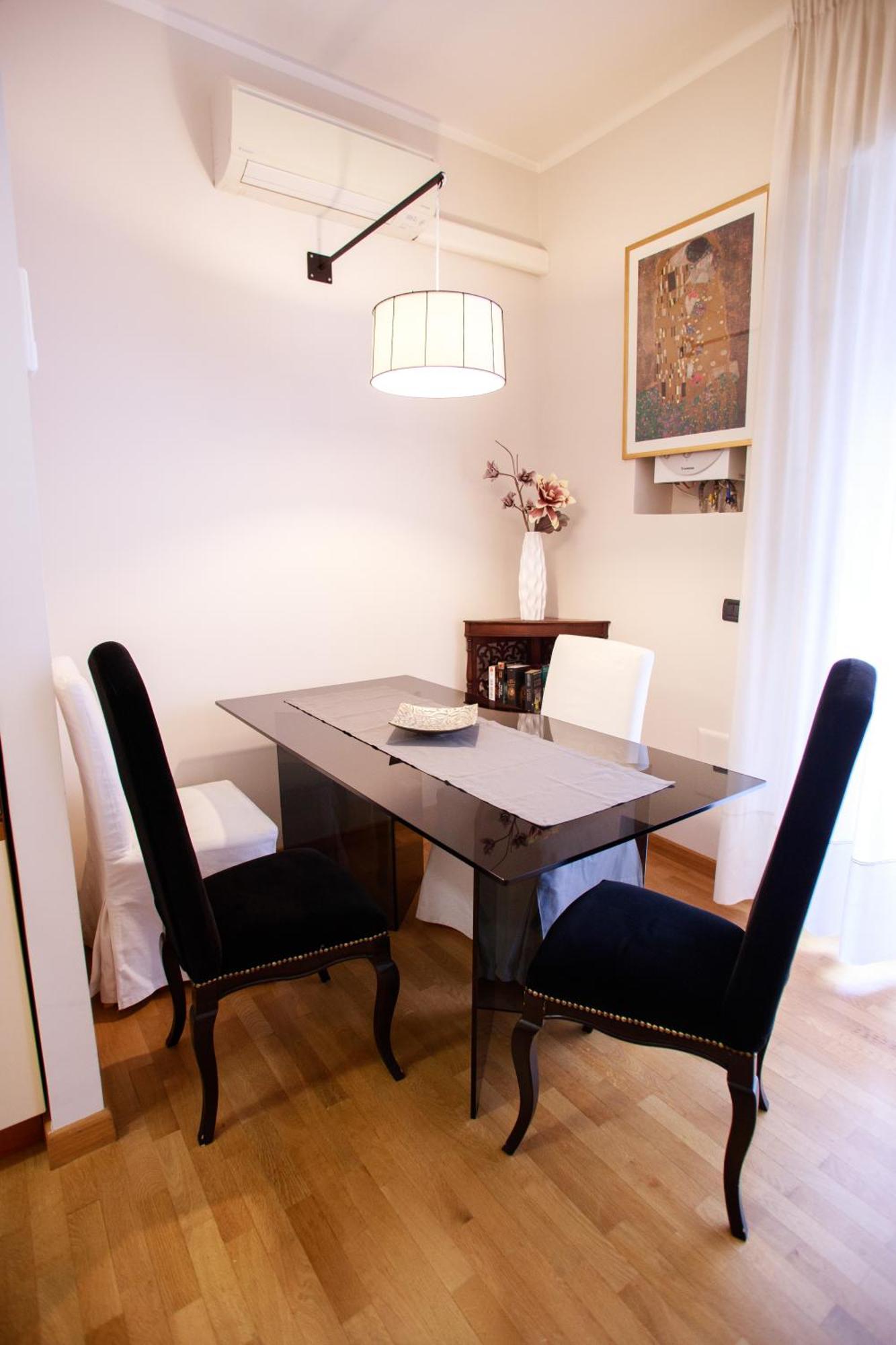 Apartamento Sofia House With Private Parking Génova Exterior foto
